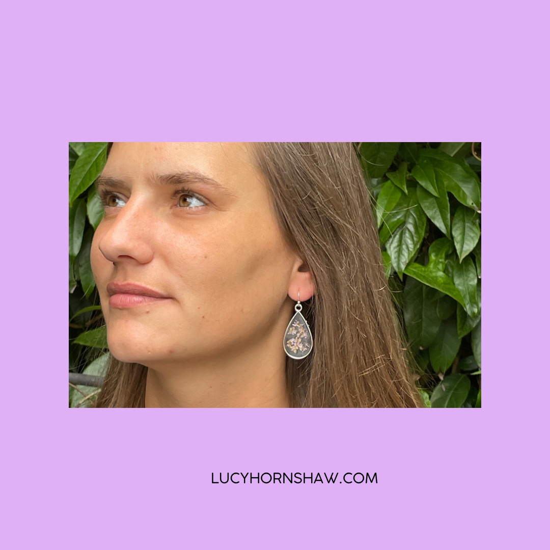 Thyme & resin teardrop earrings
