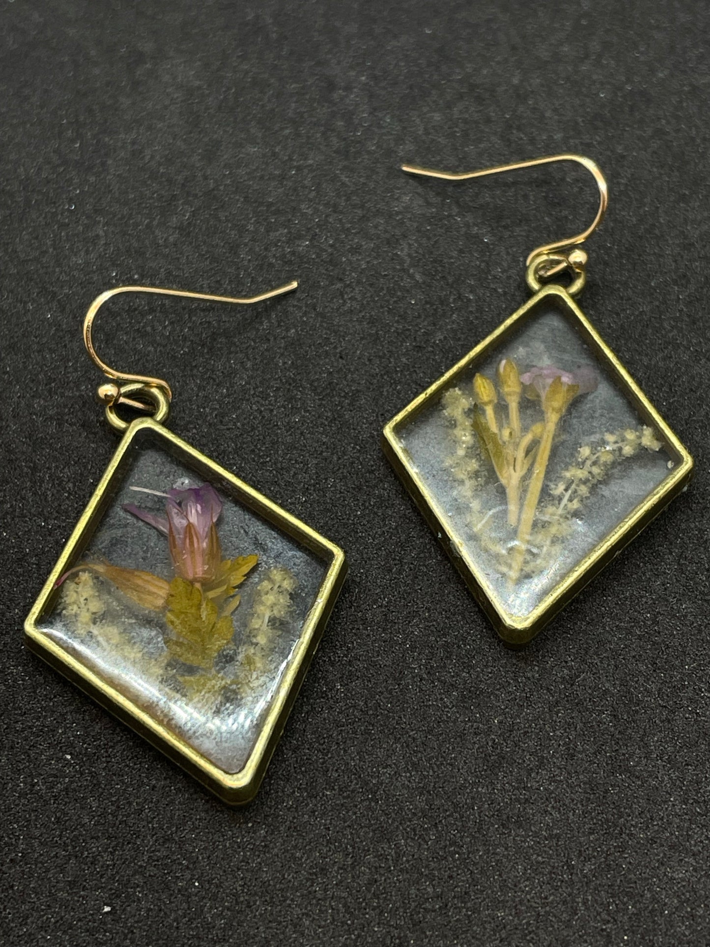 Early Dog Violet with astilbe & resin diamond earrings