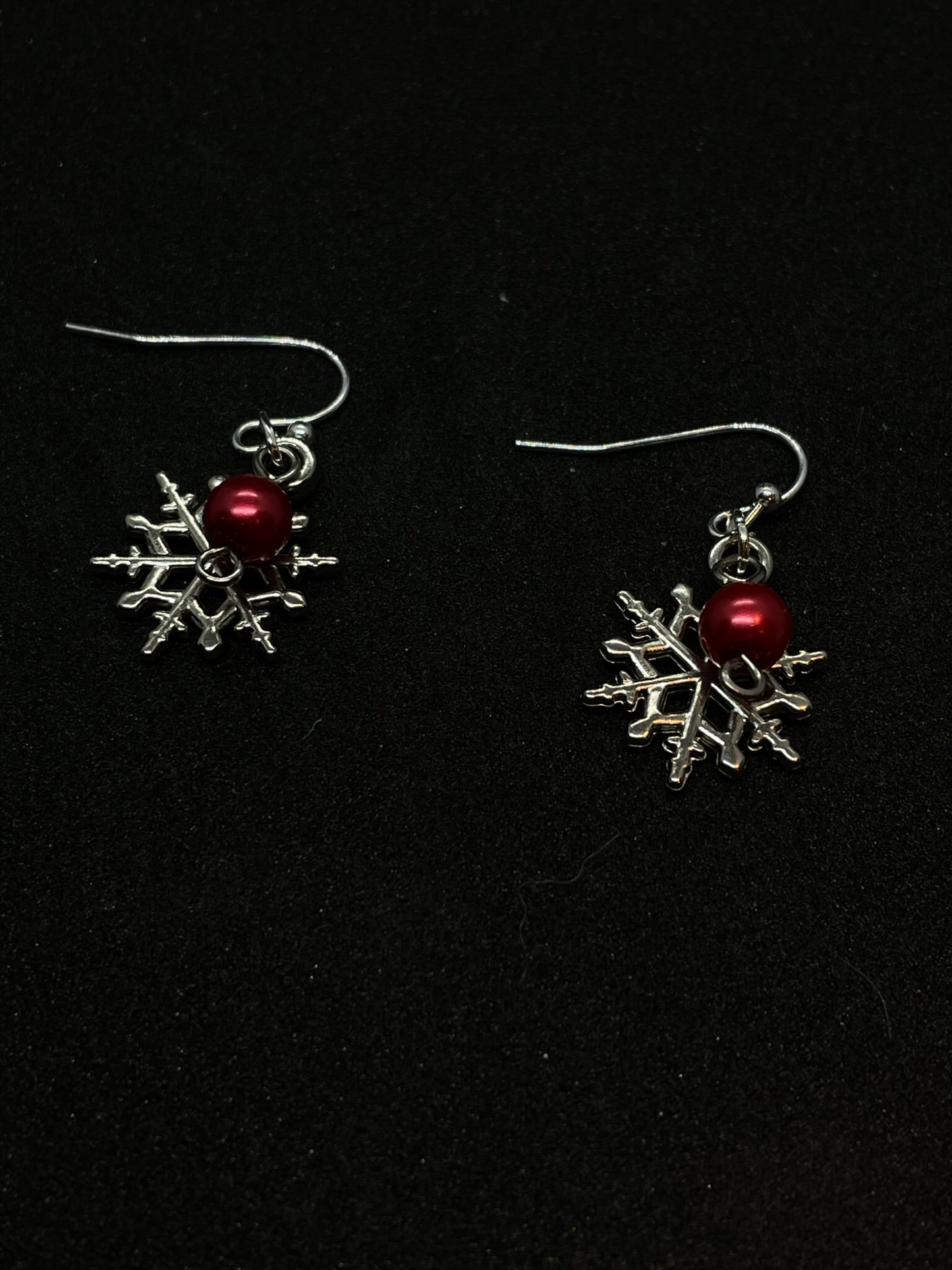 Festive snowflakes with coloured beads, drop earrings
