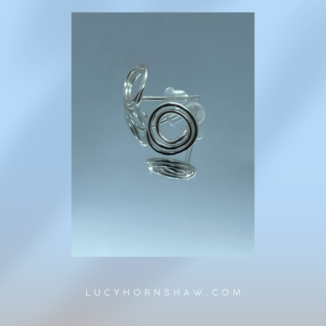 Silver wire ring stud earrings