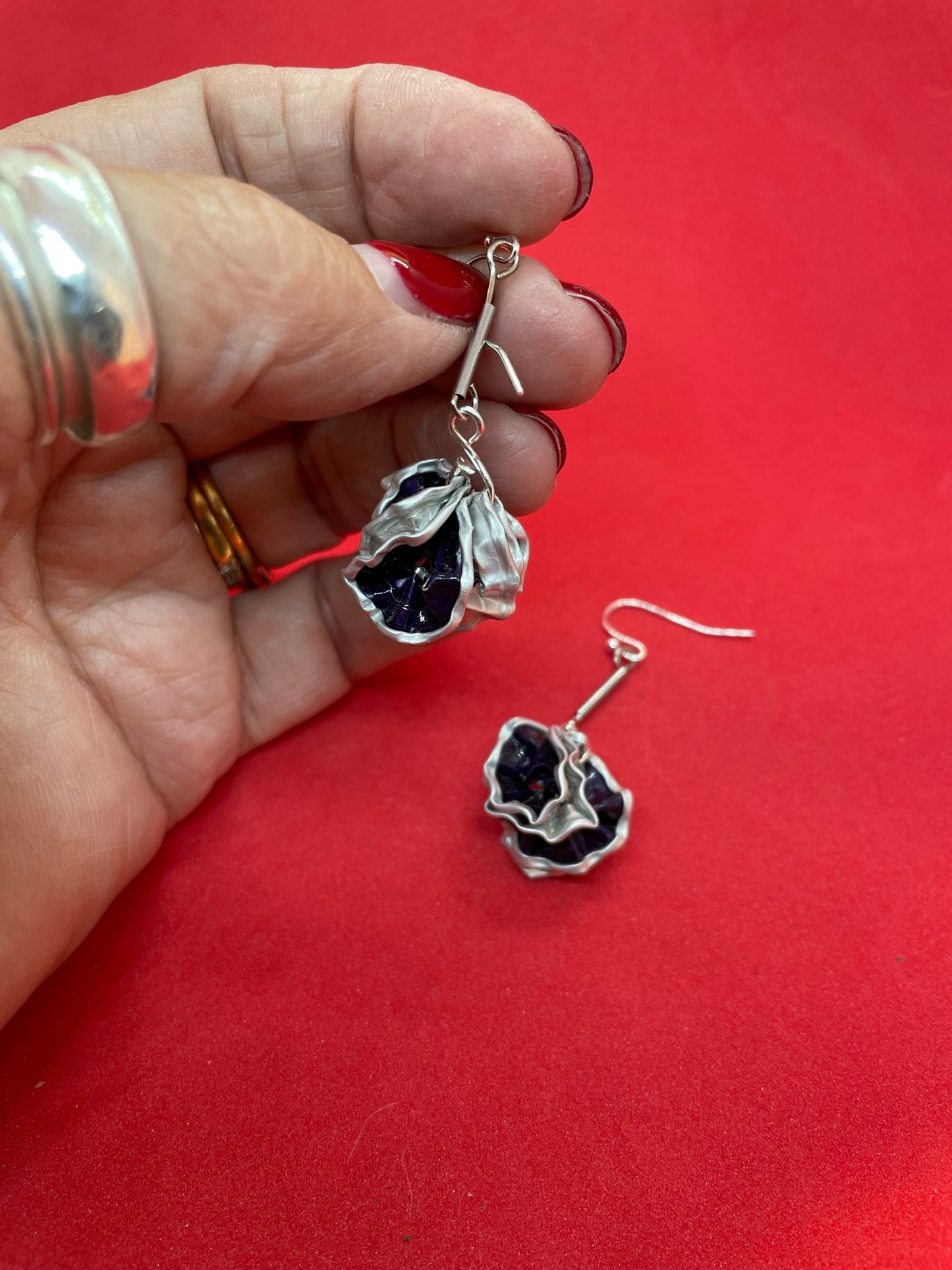 Pod - Crushed ball purple earrings