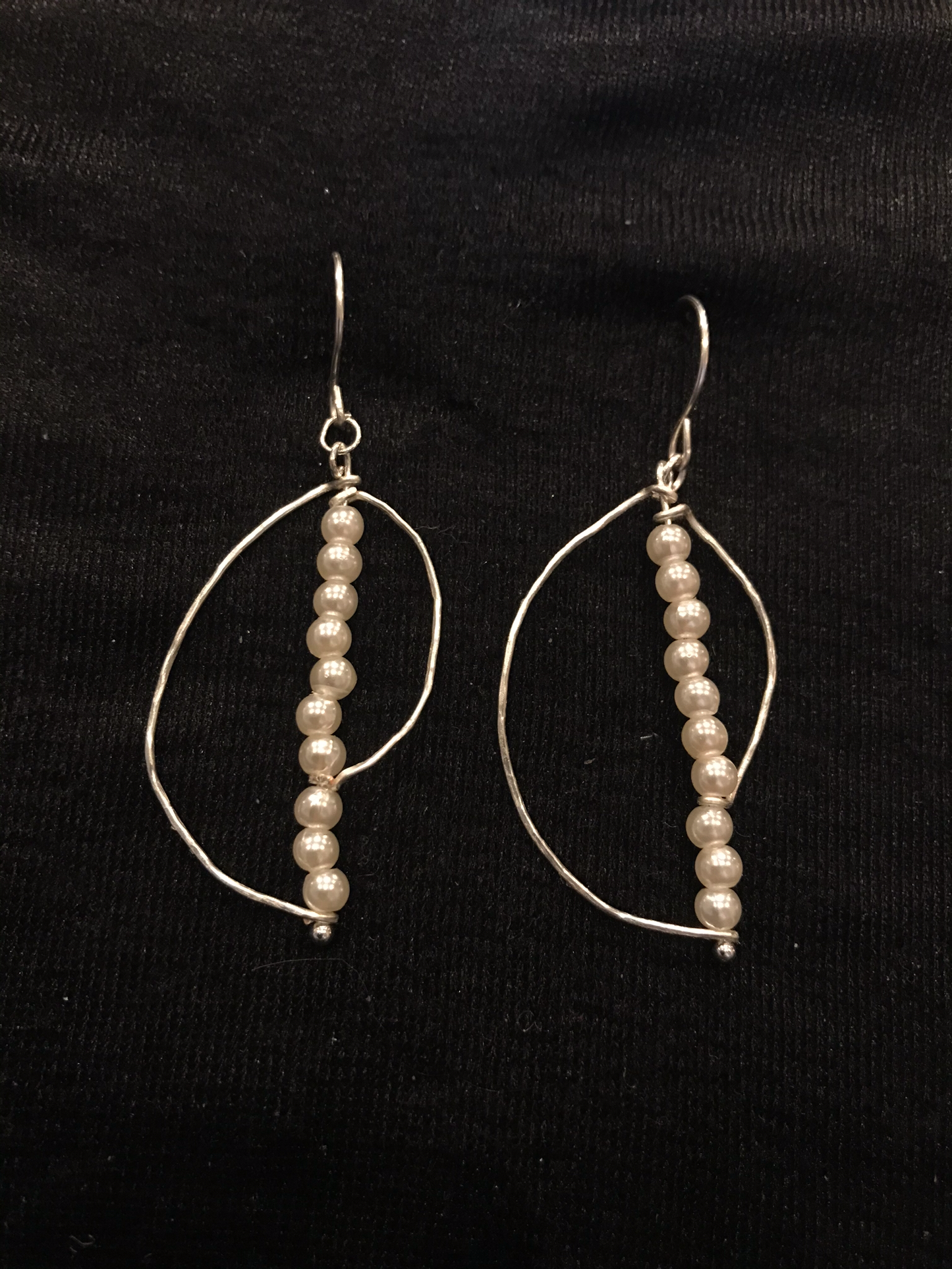 Silver wire & white seed pearl drop earrings