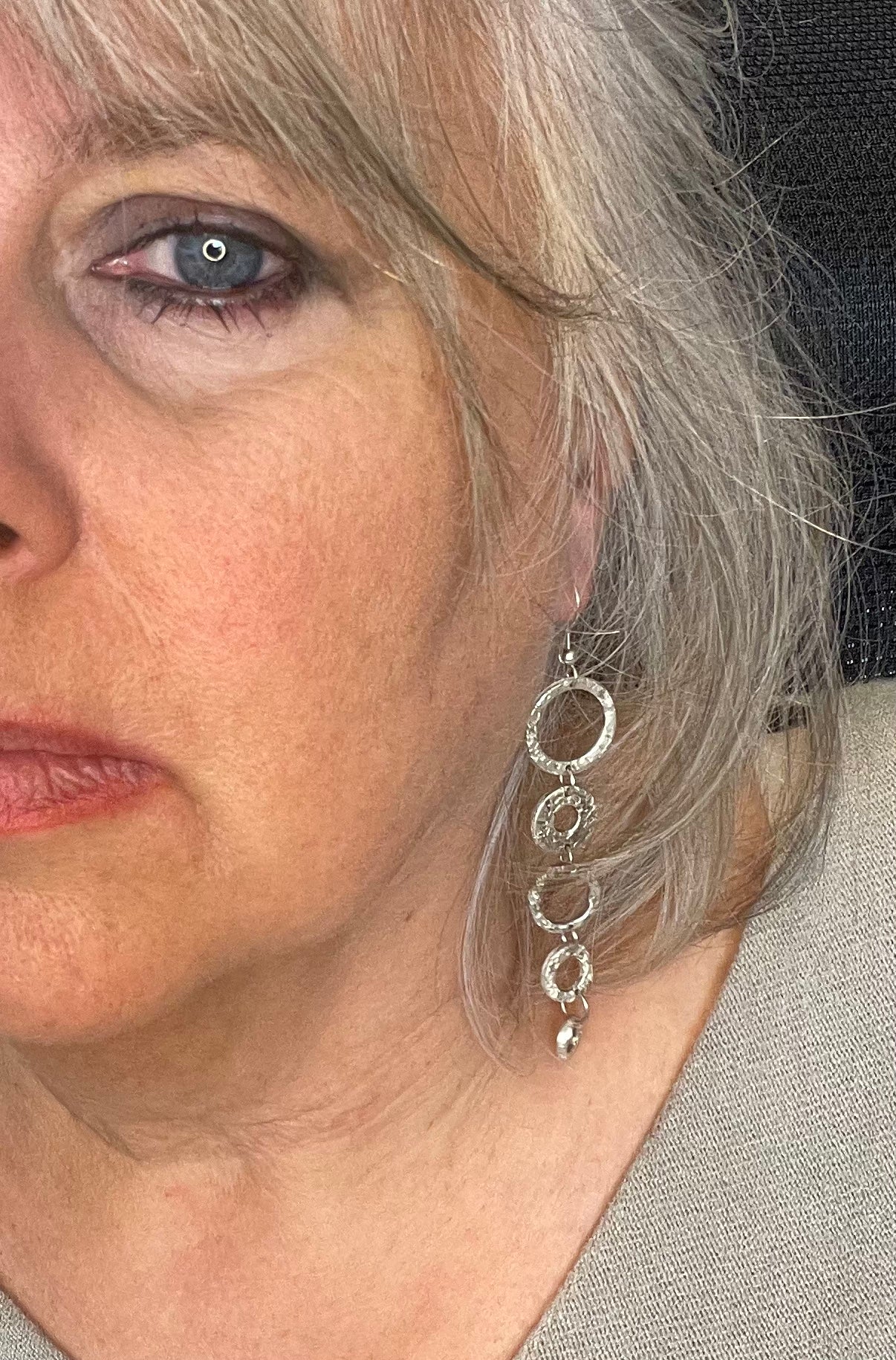 Silver 5 rings earrings