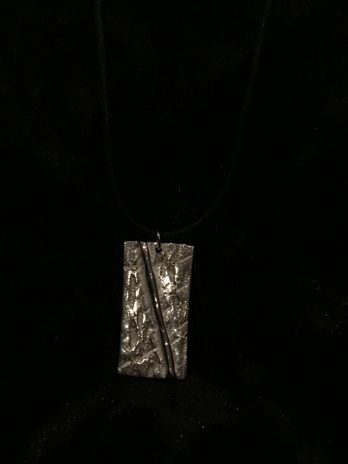 Silver oblong necklace