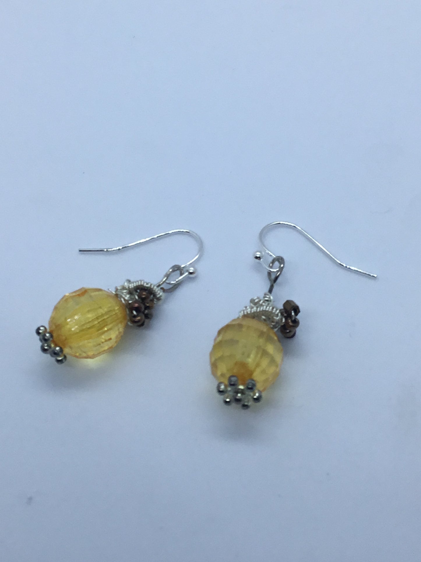 Wire & honey bead earrings with silver wire detail