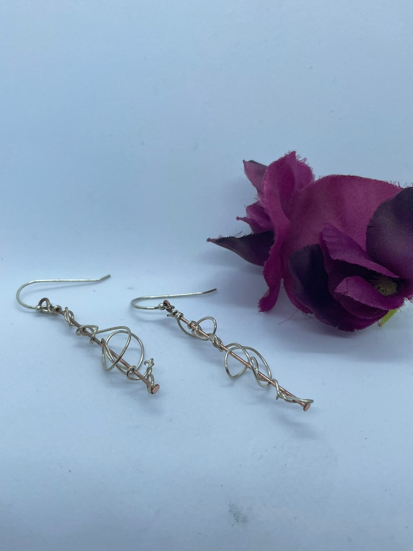 Wire open twist earrings