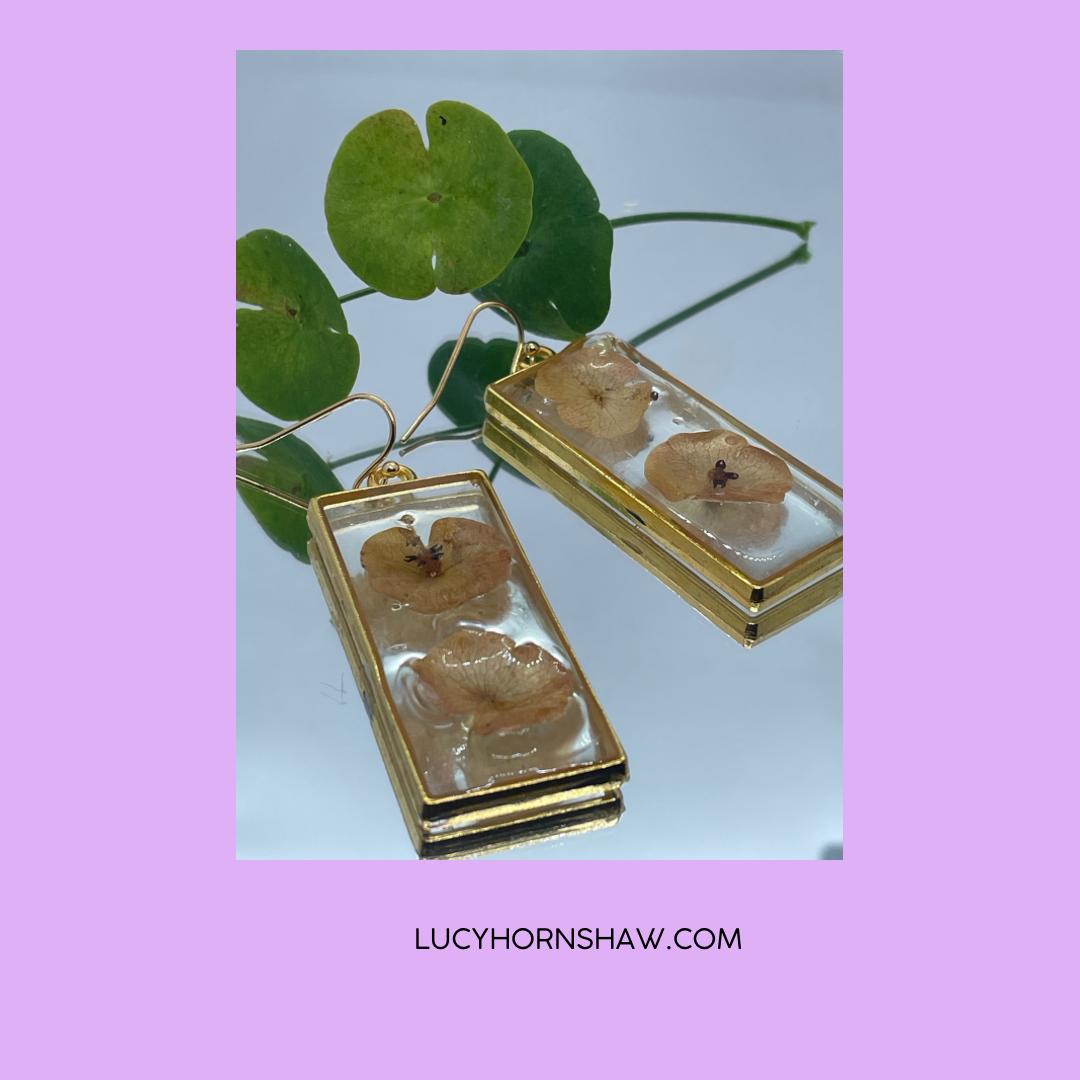 Euphorbia & resin oblong earrings