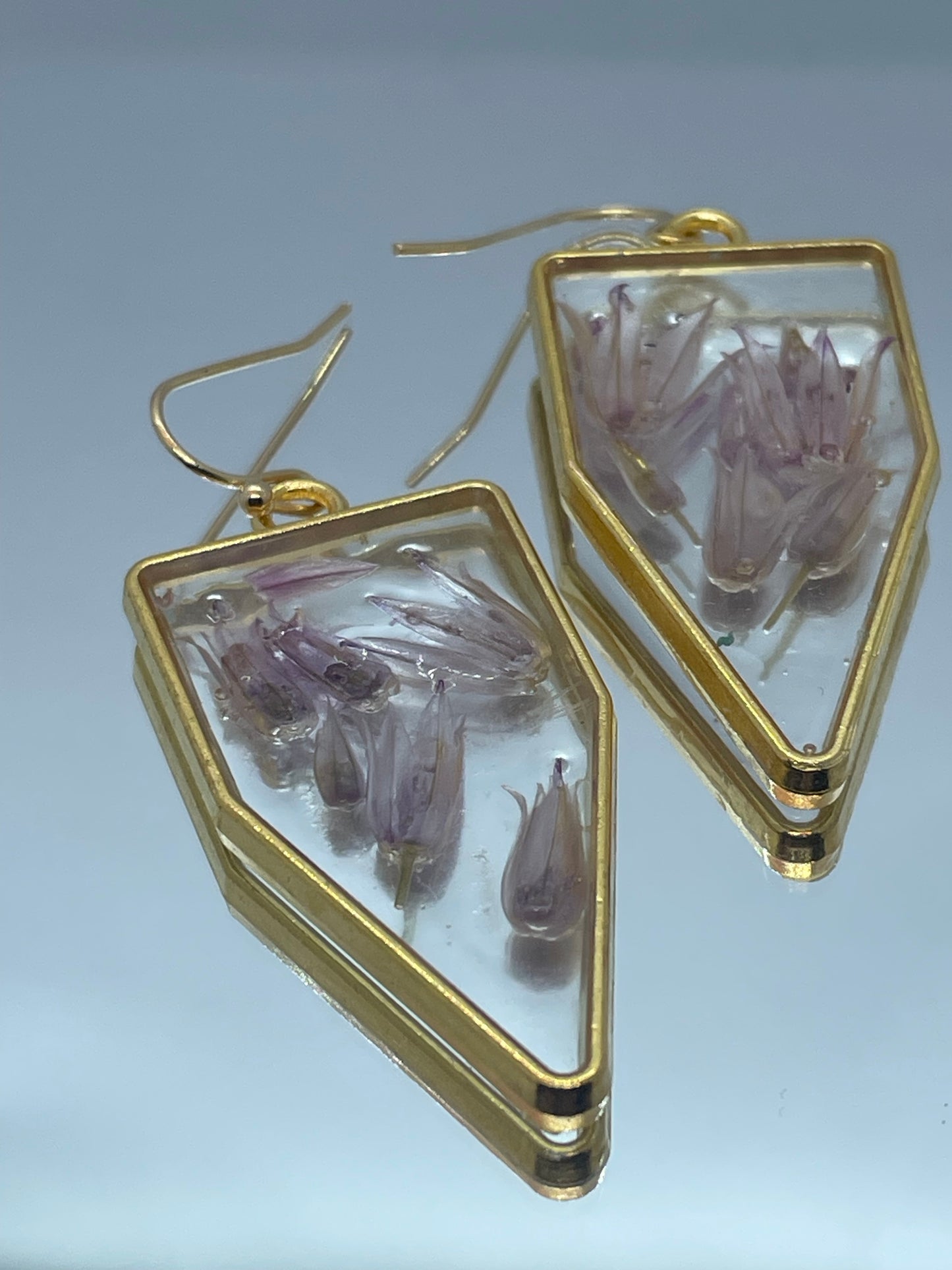 Chive & resin pentagon earrings