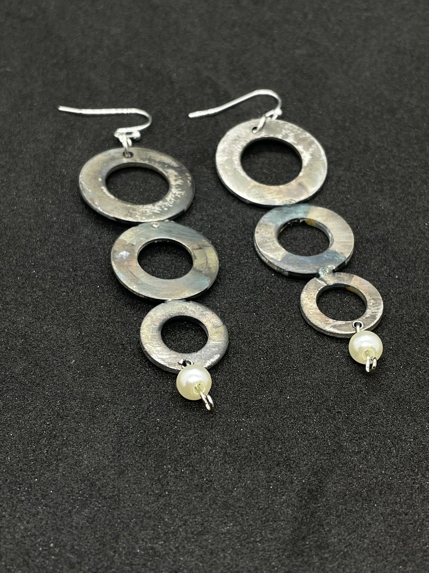 3 steel rings earrings with pearl