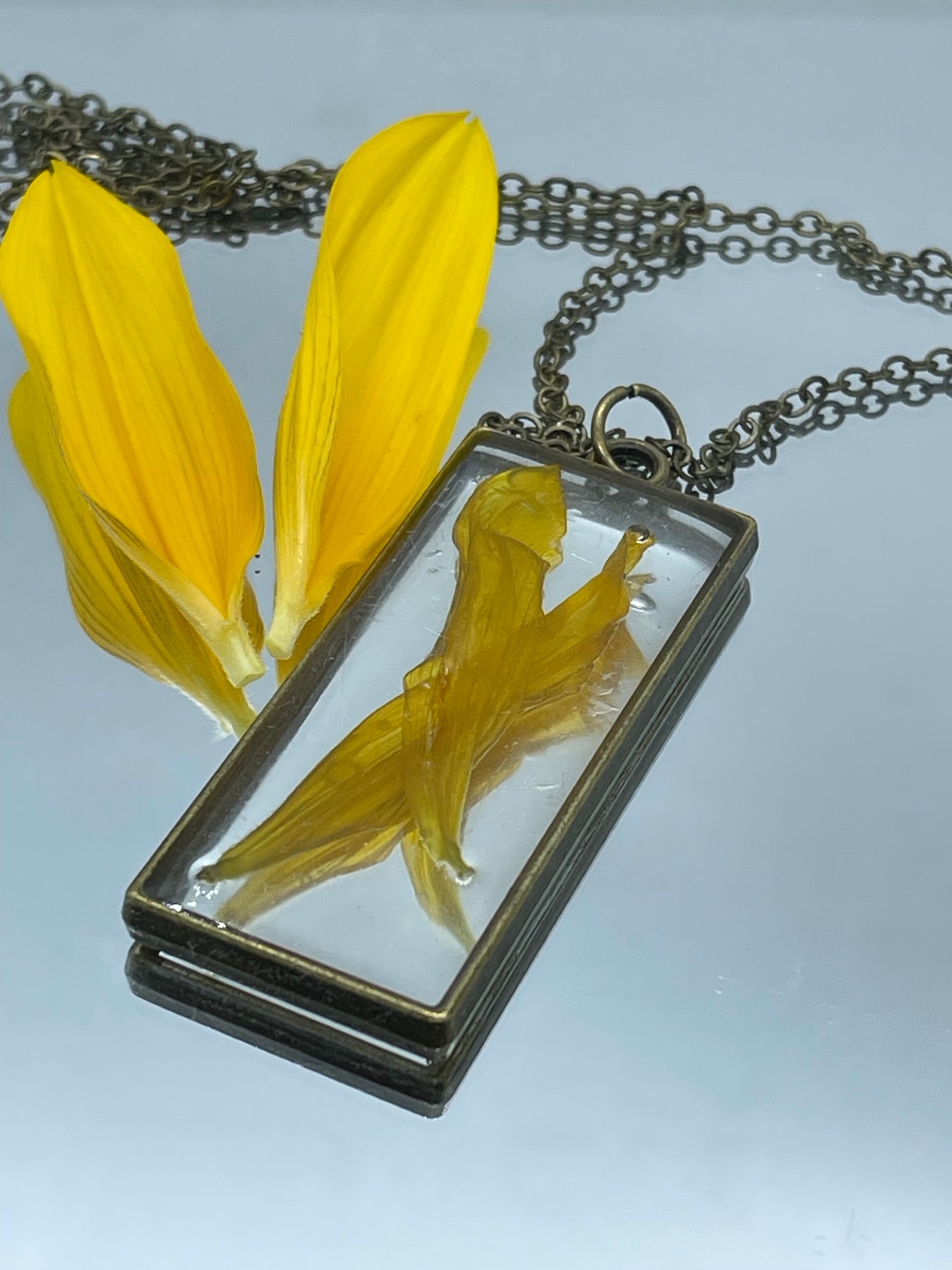Sunflower petal & resin oblong necklace