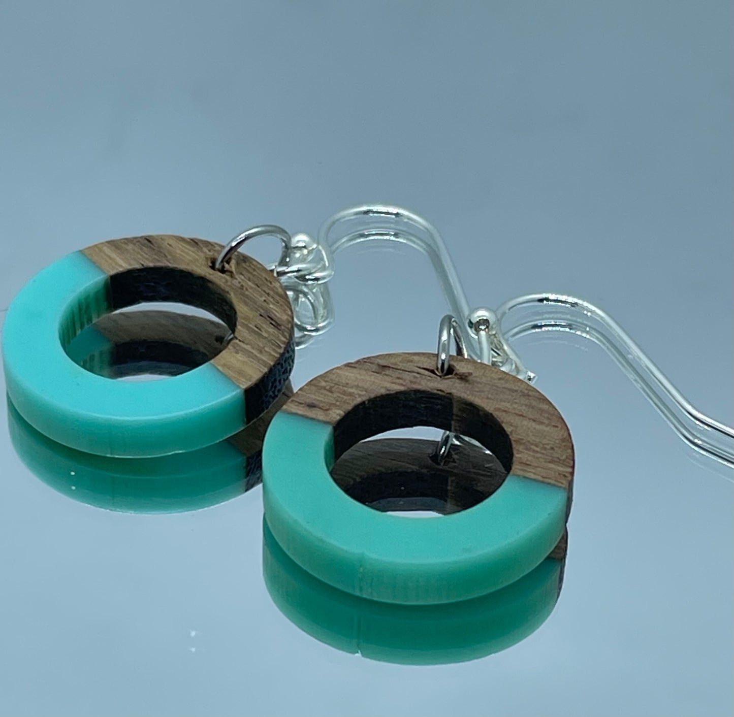 Turquoise resin and walnut ring drop earrings