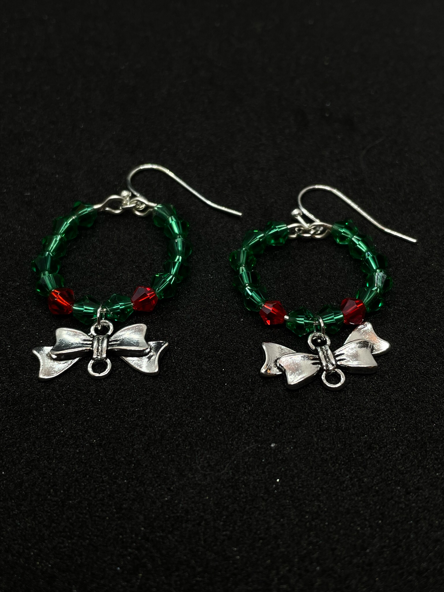Festive wreath drop earrings