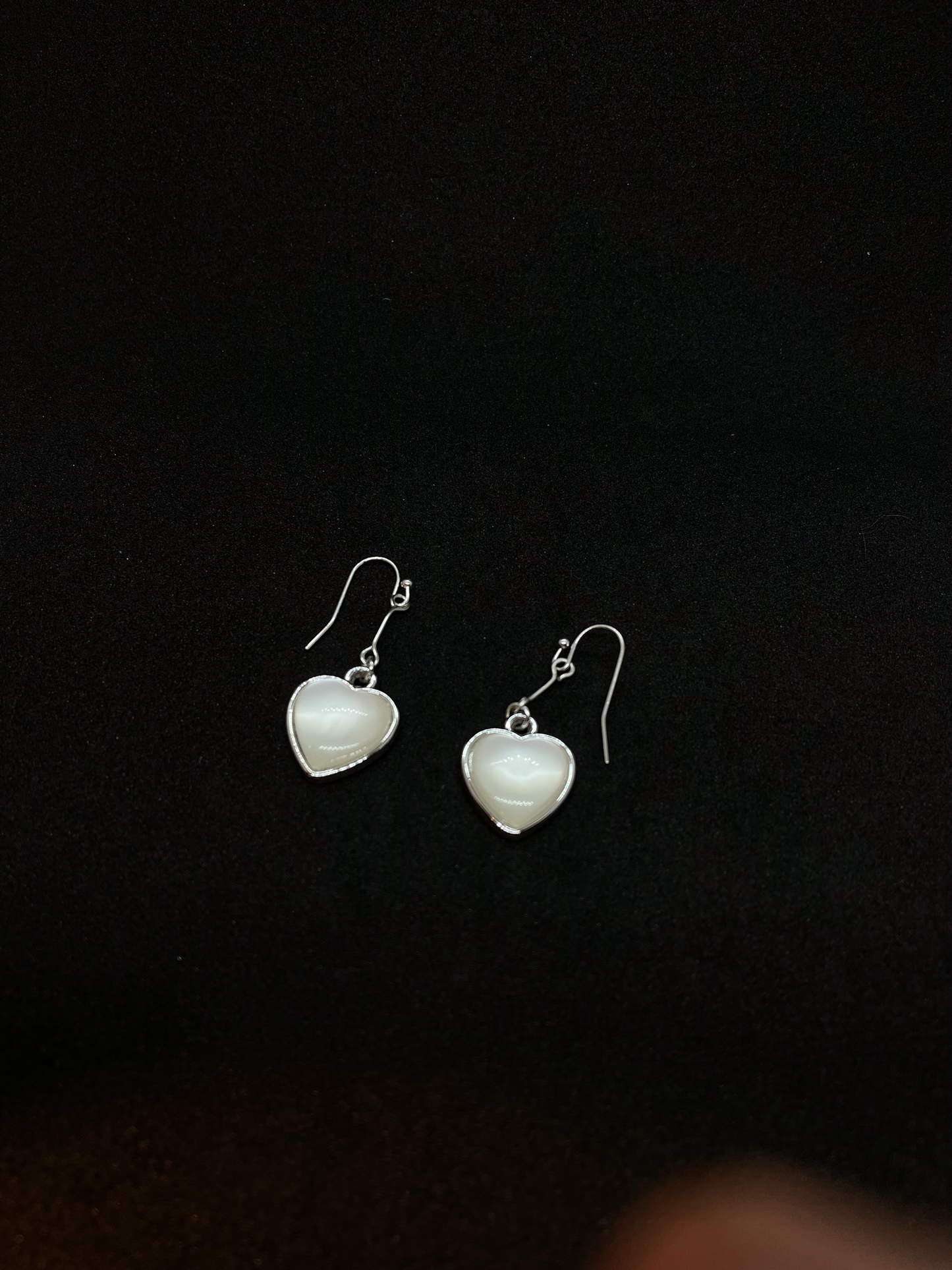 Tiny pearl heart drop earrings