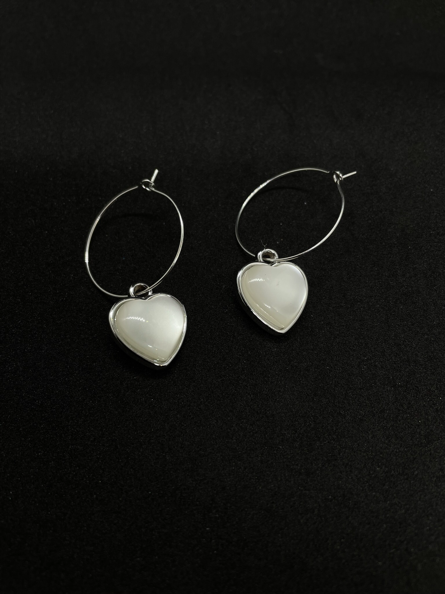Tiny pearl heart drop earrings