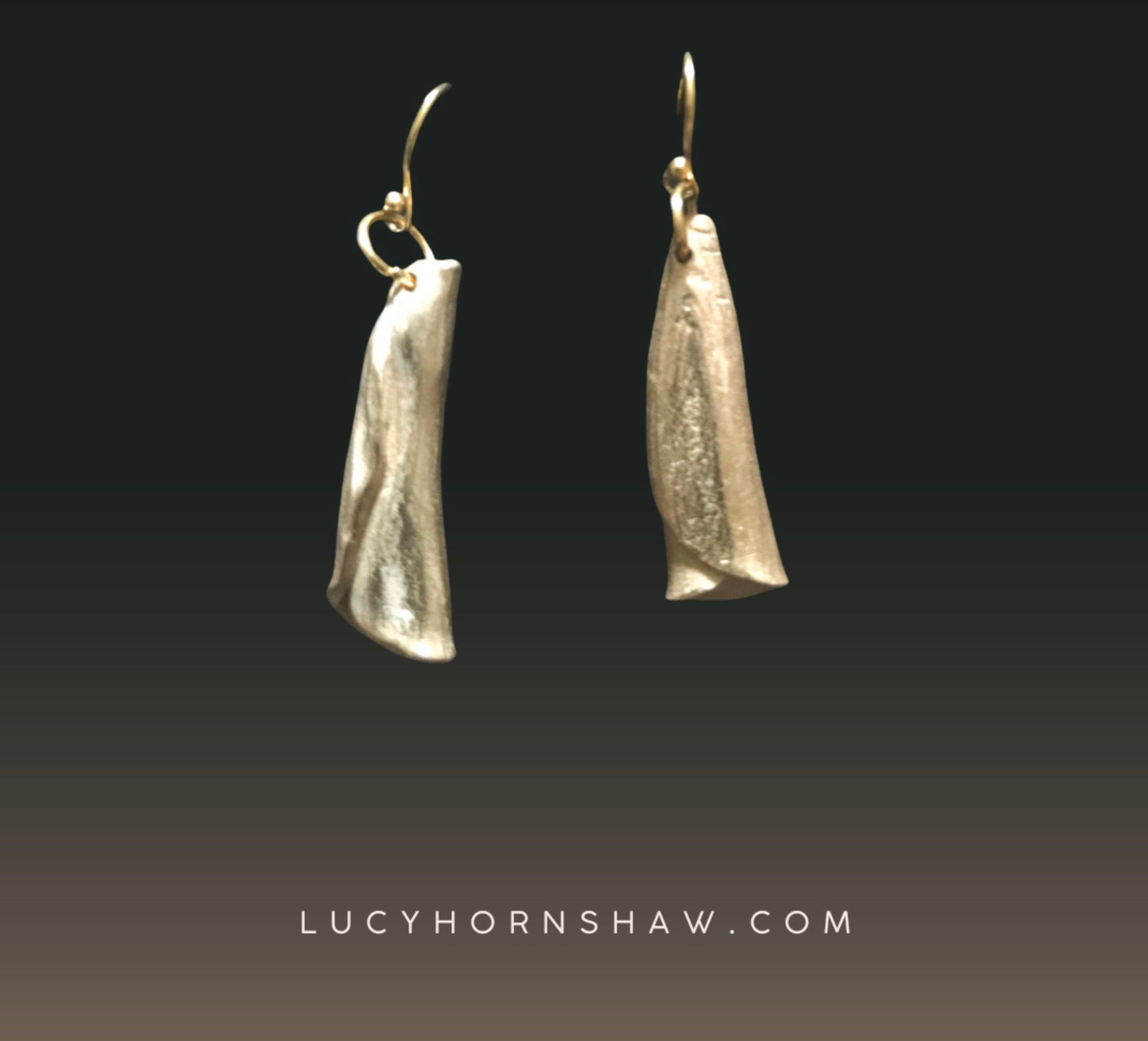 Silver lily earrings