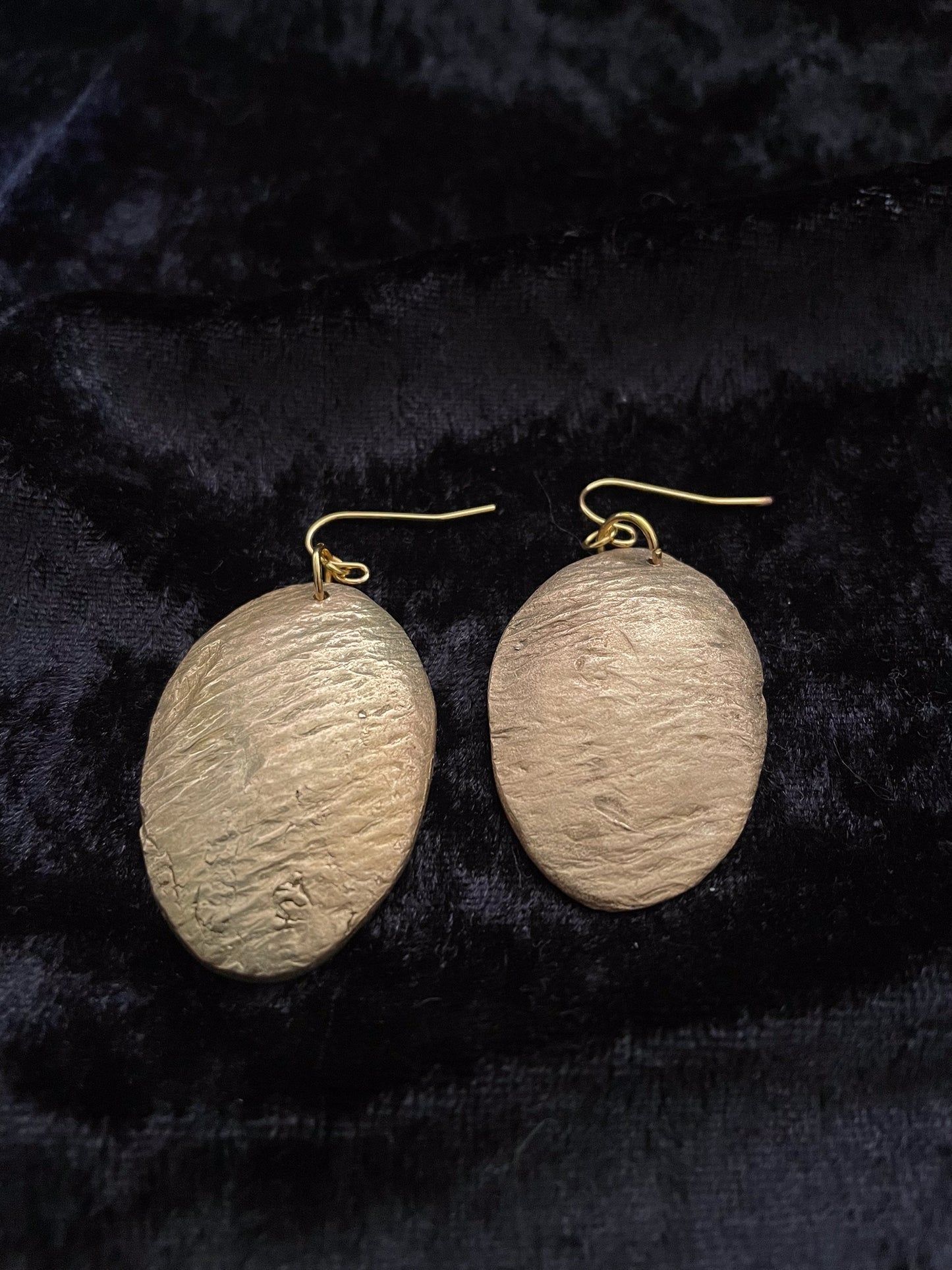 Bronze oval earrings