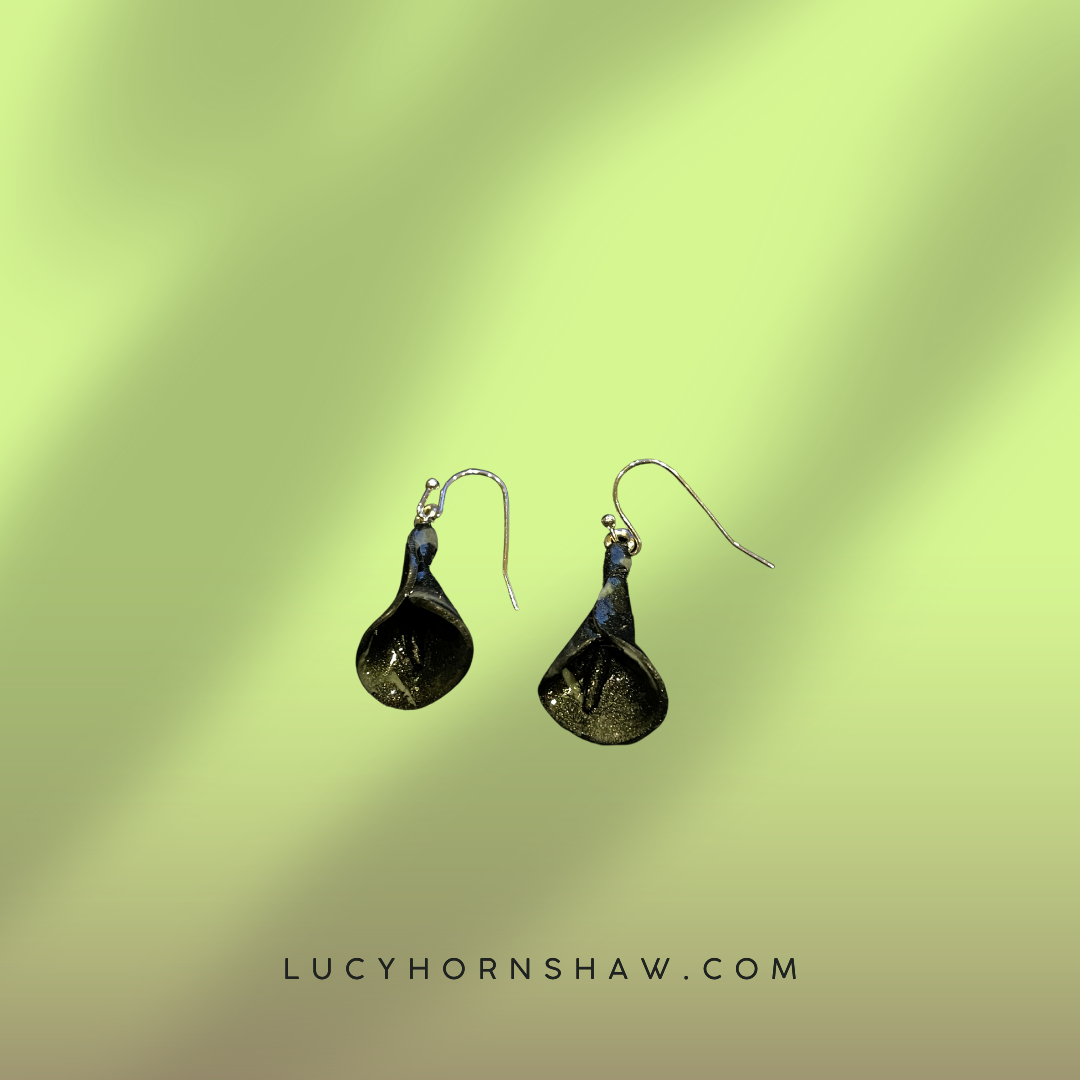 Dark grey lily Polymer clay earrings