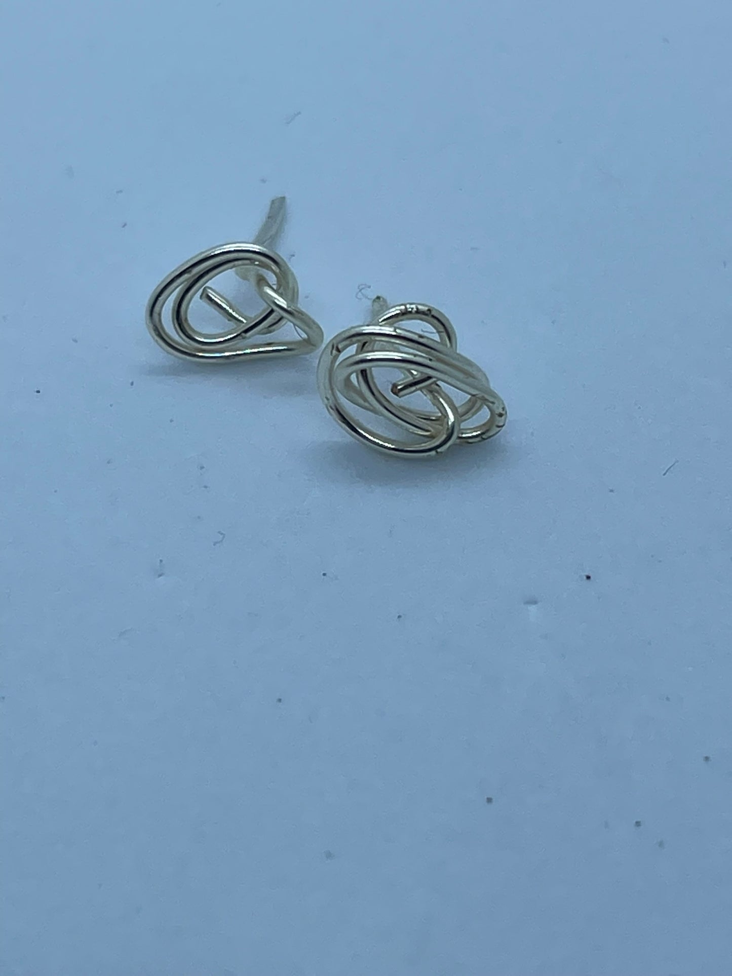 Wire knot stud earrings