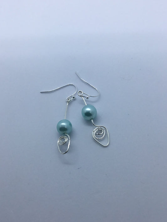 Wire & blue pearl earrings with silver wire detail