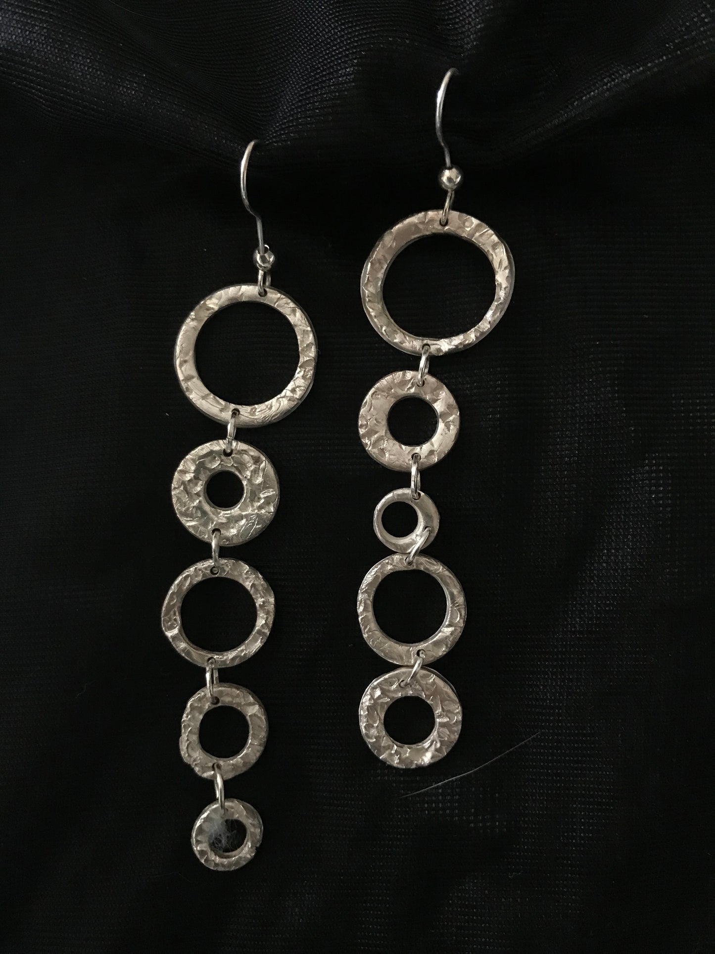 Silver 5 rings earrings