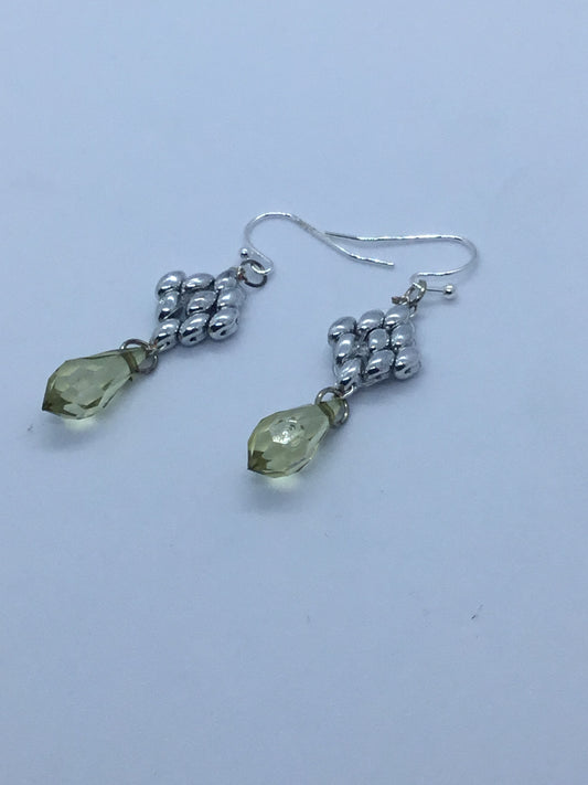 Wire & honey bead earrings with silver bead detail