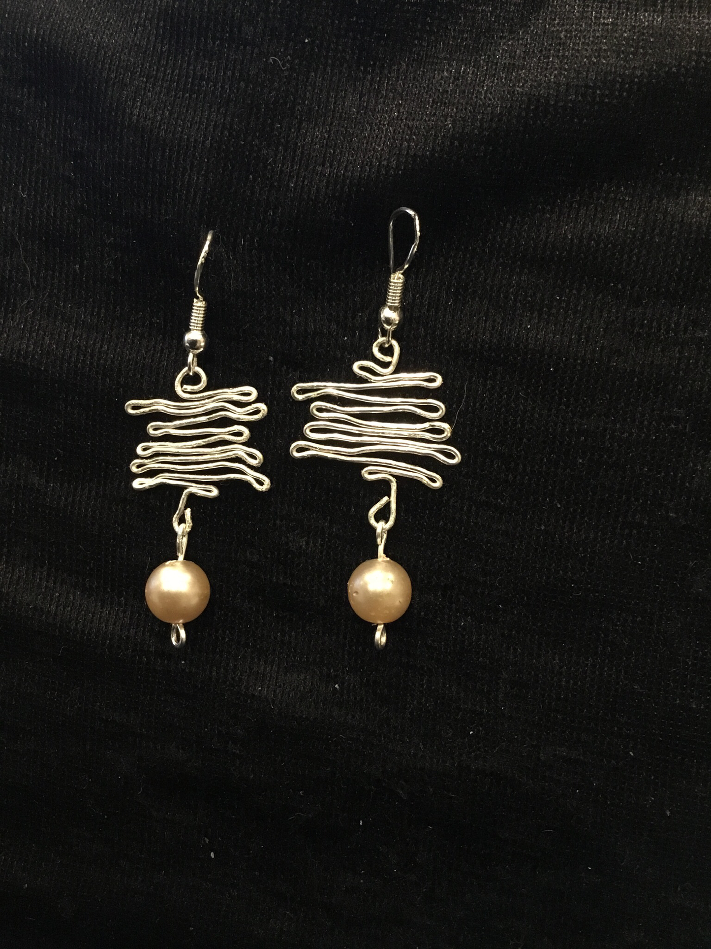 Wire & white pearl earrings