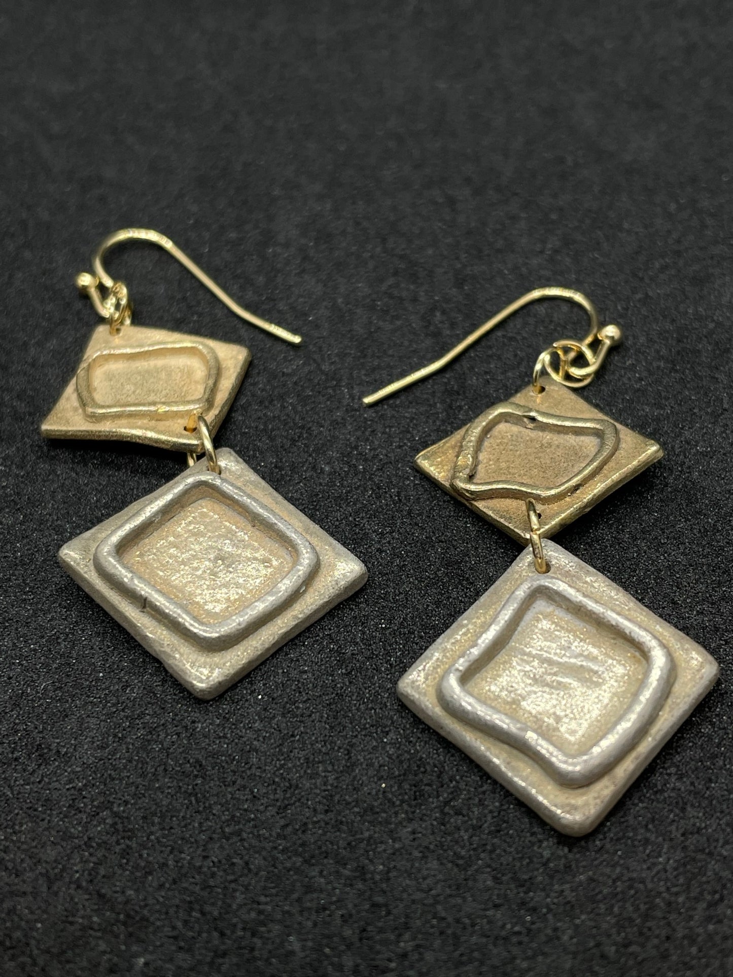 Bronze rhombi earrings