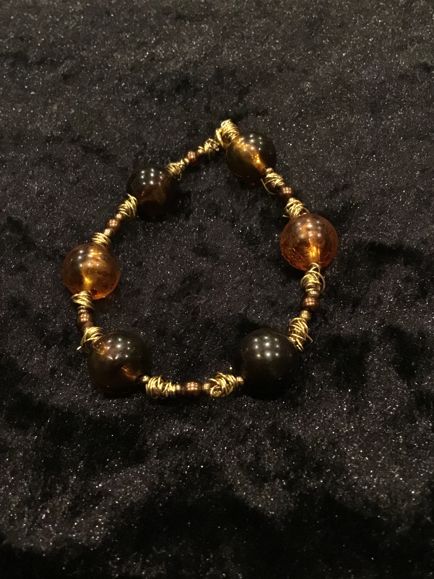 Wire & brown bead bracelet with gold wire