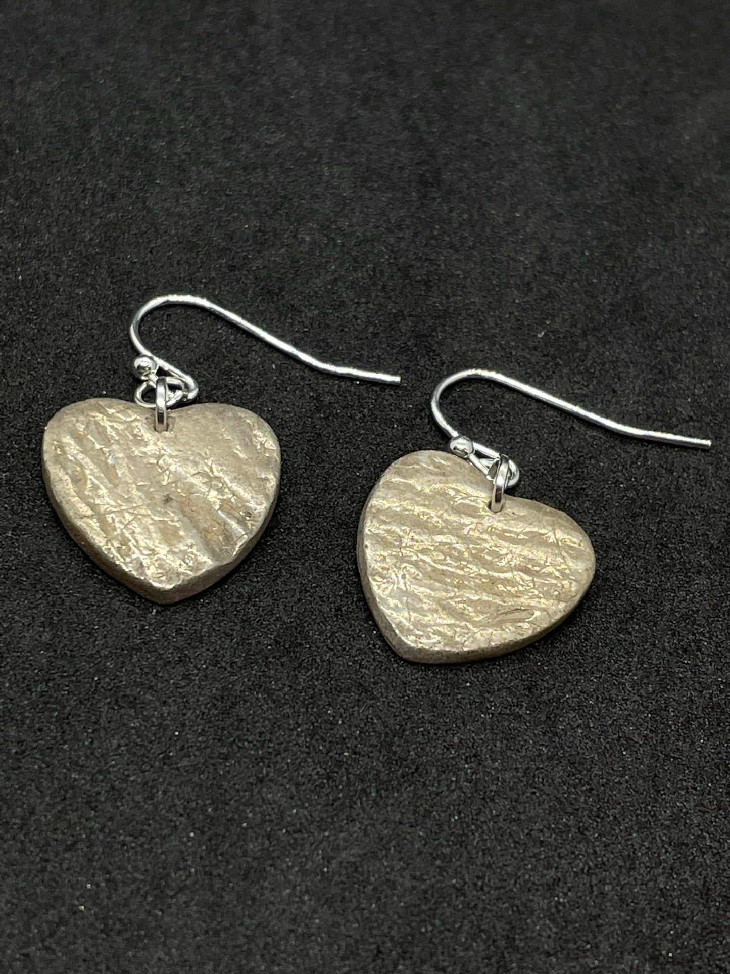 Bronze heart earrings (silver affect)