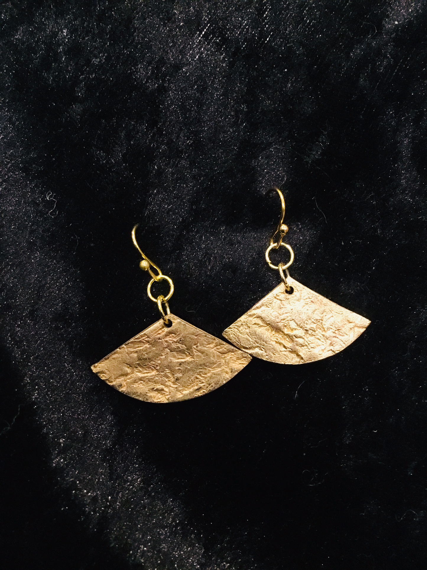 Bronze segment circle earrings