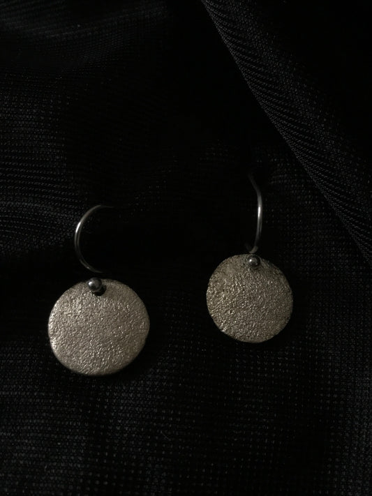 Small silver disc earrings