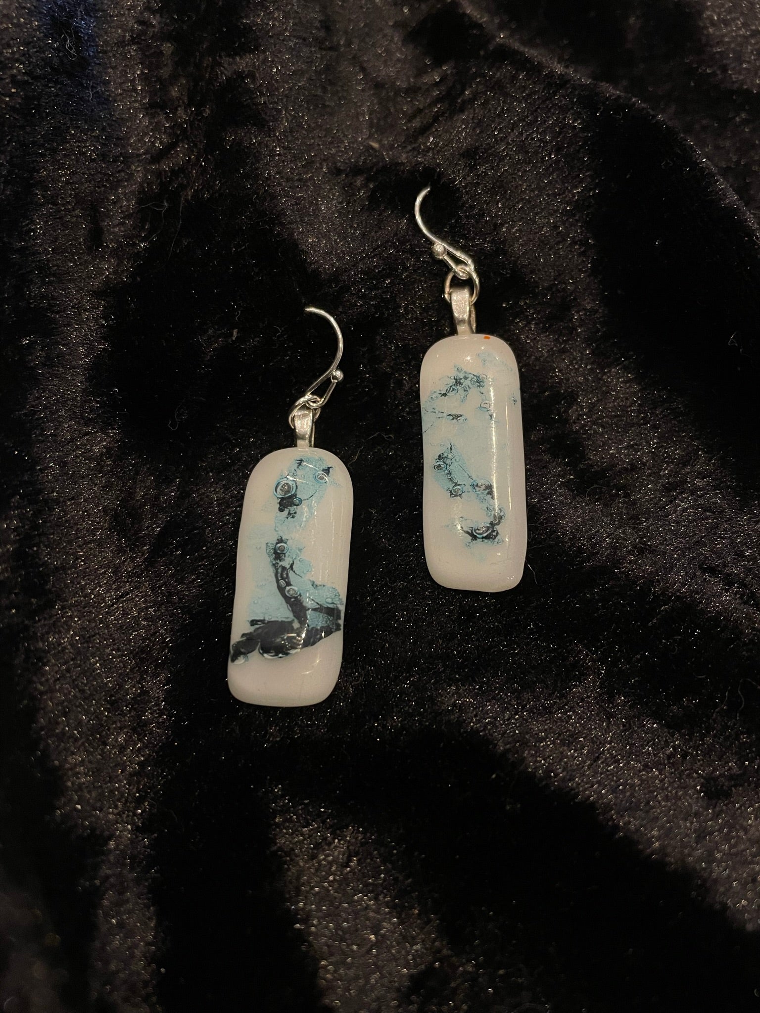 Fused white & blue glass oblong drop earrings.