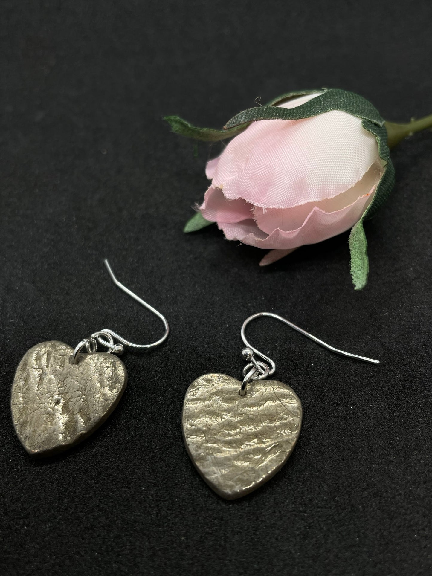 Bronze heart earrings (silver affect)