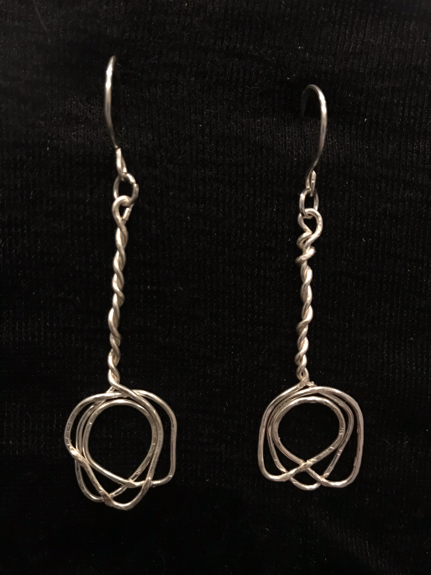 Wire twist drop earrings