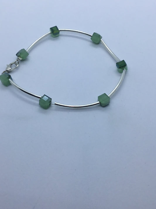 Wire & green bead bracelet