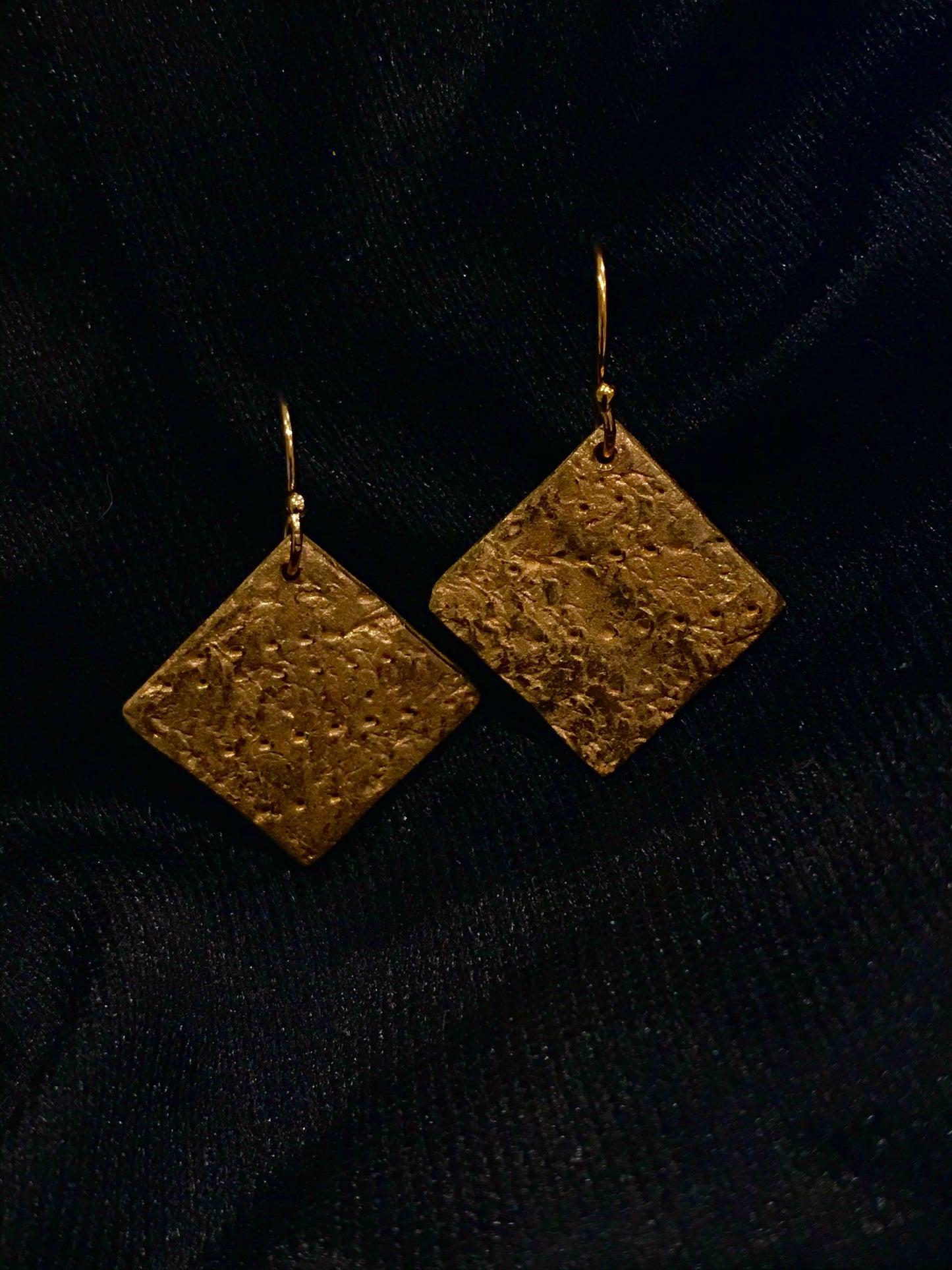 Bronze rhombus earrings